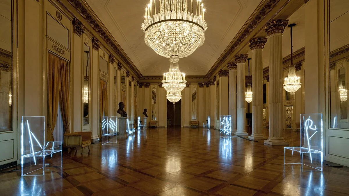 7 Electric Chairs... as you like it