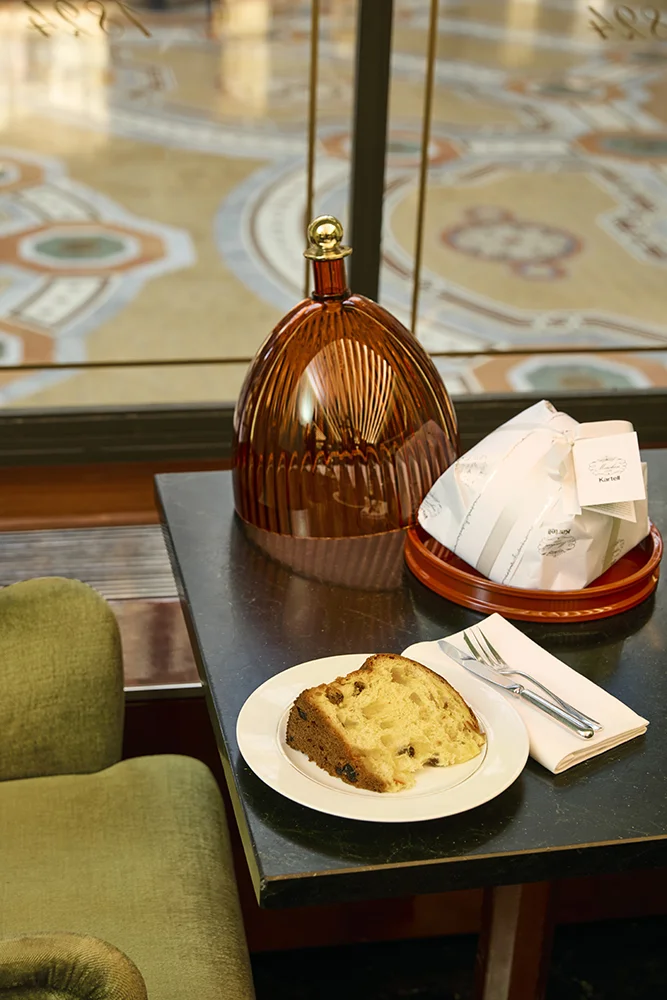 Kartell Centrepiece LA COUPOLE MARCHESI 1824 X KARTELL AMBER | Kartell