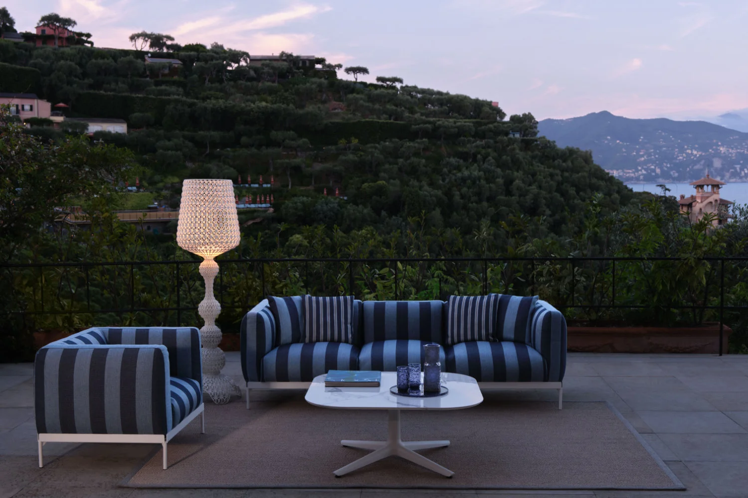 Photo set Kartell ASIA OUTDOOR 2-Seater Sofa LIGHT BLUE/BLUE KAR07283RZ 2