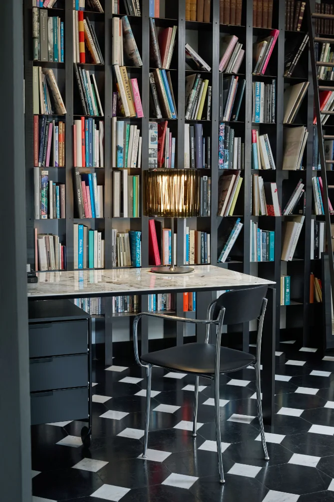 Photo set Kartell SAVOIA Kleiner Holzsessel HELLES HOLZ/BLAU KAR02406CB 0