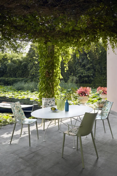 Photo set KARTELL GLOSSY XXL Outdoor Oval BORDEAUX KAR05573BO 2